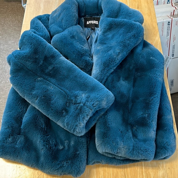 Apparis teddy jacket - Picture 1 of 7